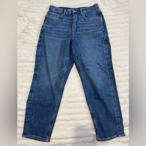 American Eagle Curvy Mom Jeans - Medium Wash, Short Inseam